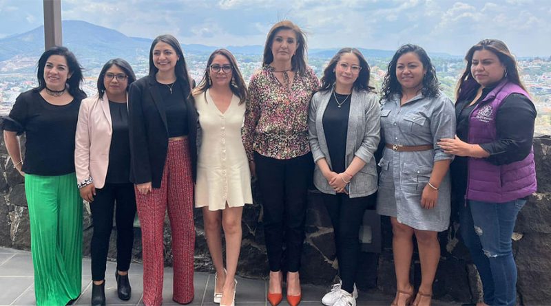 Reunión mensual de Directoras de las Instancias Municipales de las Mujeres en Atizapán de Zaragoza / @GobAtizapan @DIFAtizapanZ >>>