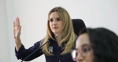 Romina Contreras impulsa en Huixquilucan el Premio al Esfuerzo, la Dedicación y el Profesionalismo 2025 para servidores públicos / @RominaCDV @HuixquiGob >>>