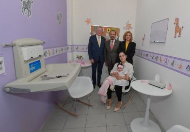 Pedro Rodríguez Villegas entrega salas de lactancia para respaldar a las madres de Atizapán / @Pedro_RVillegas @GobAtizapan