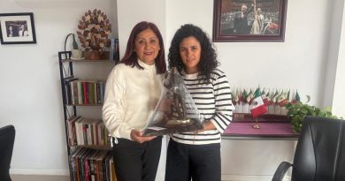 «Servir con resultados es nuestra convicción»: Rosi Wong Romero reafirma el compromiso social ante la dirigencia nacional / @rosi_wong @AyuntaTec2025 >>>