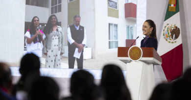 Claudia Sheinbaum Pardo cumple el sueño del patrimonio propio para familias de Nayarit y Quintana Roo en una jornada de justicia social / @Claudiashein @GobiernoMX >>>