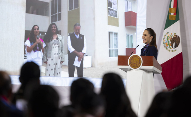 Claudia Sheinbaum Pardo cumple el sueño del patrimonio propio para familias de Nayarit y Quintana Roo en una jornada de justicia social / @Claudiashein @GobiernoMX >>>