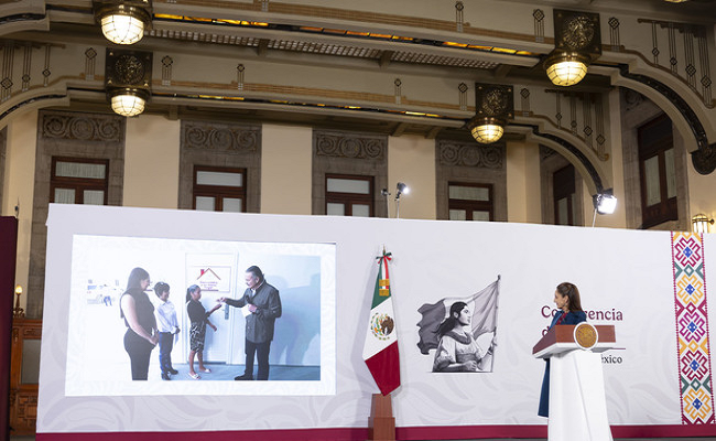 El Gobierno de México fortalece la soberanía patrimonial con la entrega de nuevas viviendas en el desarrollo Andares del Jazmín  / @Claudiashein @GobiernoMX >>>