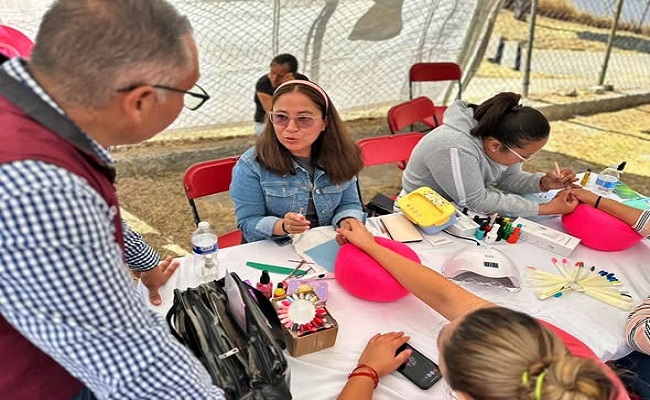 El DIF Nicolás Romero consolida la autonomía financiera de las familias mediante talleres gratuitos de capacitación y autoempleo / @yosemendozar @DIFNR_2527