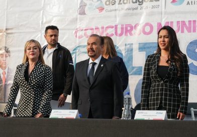 En Atizapán, Pedro Rodríguez Villegas consolida la identidad nacional mediante un certamen de escoltas que promueve la disciplina escolar / @Pedro_RVillegas @GobAtizapan