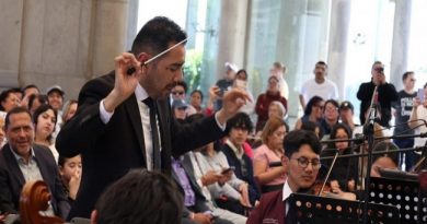 El Gobierno de Tecámac consolida la identidad cultural mediante el fortalecimiento de su orquesta filarmónica municipal  / @rosi_wong @AyuntaTec2025 >>>