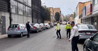 Guardia Municipal de Ciudad Naucalpan consolida la indemnidad del espacio público mediante el retiro masivo de obstáculos en vialidades / @isaacsolar @GobNau >>>