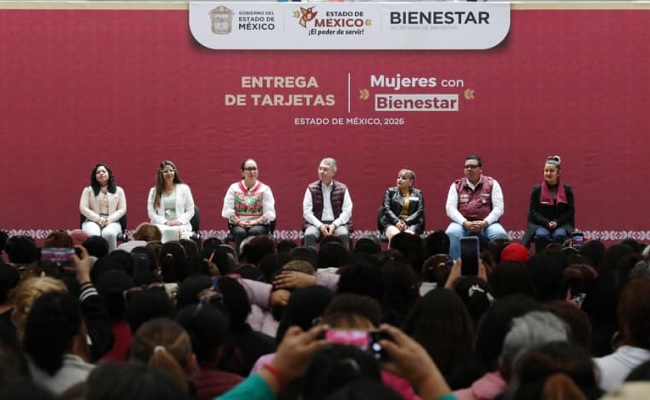 Ecatepec impulsa la transformación social con la entrega de cinco mil tarjetas del programa Mujeres con Bienestar, fortaleciendo la justicia social y la inclusión  / @azucenacisneros @Ecatepec