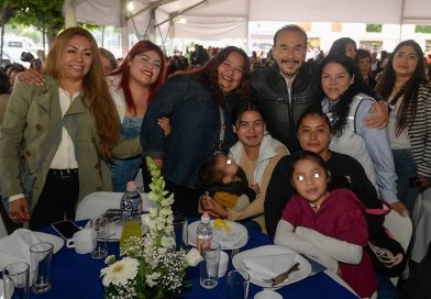 Atizapán honra a más de dos mil madres con celebración y apoyos sociales / @Pedro_RVillegas @GobAtizapan