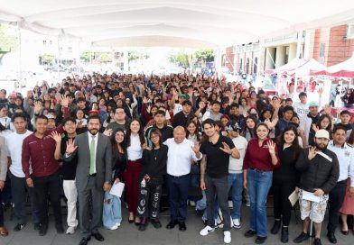 Raciel Pérez Cruz: «Invertir en la juventud es sembrar futuro en Tlalnepantla», anuncia entrega de apoyos estudiantiles / @RacielPerezC_ @Gob_Tlalne >>