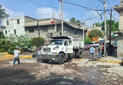 Brigadas municipales atienden deslaves y encharcamientos: la respuesta inmediata de Tlalnepantla frente a la emergencia / @RacielPerezC_ @Gob_Tlalne >>
