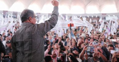 Higinio Martínez respalda a Xóchitl Flores Jiménez en Chimalhuacán y pide «continuidad y prudencia» para evitar rupturas municipales / @higinio_mtz @Edomex