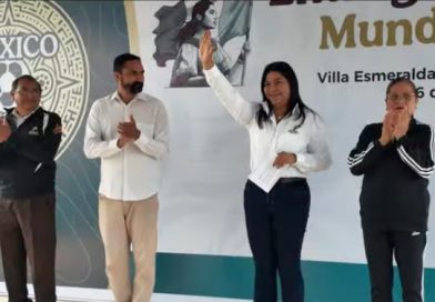 En Tultitlán, Ana Castro Fernández entrega rehabilitación de la cancha de usos múltiples en Villa Esmeralda / @25_27Tultitlan >>>