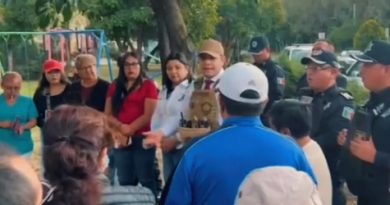 En Tultitlán, Roberto Escobar Calderón entrega alarmas en Conjunto Brillante y promete seguimiento puntual a las peticiones ciudadanas / @25_27Tultitlan >>>