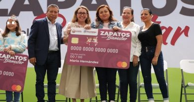El secretario del ayuntamiento impulsa «Zapatón» en Ecatepec; provisión de 400 pesos por tarjeta para calzado / @azucenacisneros @Ecatepec