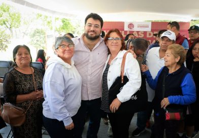 Isaac Montoya Márquez entrega la calle Durango: «un legado para las familias de Lomas de San Agustín» / @isaacsolar @GobNau >>>