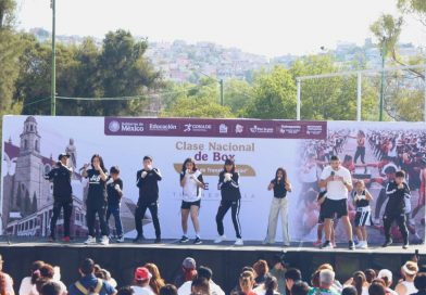 Tlalnepantla impulsa la transformación social con la Clase Nacional de Boxeo  / @RacielPerezC_ @Gob_Tlalne >>>