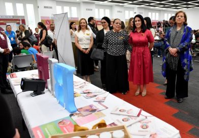 Gobierno de México y Estado de México refuerzan políticas públicas para la lactancia / @delfinagomeza @Edomex