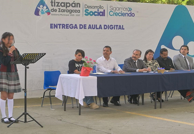 Pedro Rodríguez Villegas fortalece la educación en Atizapán: entrega aula digital; programa prevé 1,020 dispositivos y anuncia gran plan por 4,420 / @Pedro_RVillegas @GobAtizapan