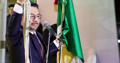 Daniel Serrano Palacios encabeza la conmemoración del CCXVI aniversario de la Independencia y reafirma el orgullo de Cuautitlán Izcalli en una noche de esplendor sublime / @daniel_ser @GobIzcalli >>>