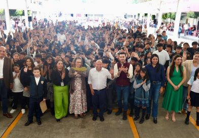 Raciel Pérez Cruz refuerza la educación con tecnología y visión magna: equipa laboratorios y consolida la modernización educativa / @RacielPerezC_ @Gob_Tlalne >>>