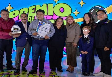 Atizapán reconoce el talento y la excelencia juvenil en la quinta edición del Premio de la Juventud 2026  / @Pedro_RVillegas @GobAtizapan
