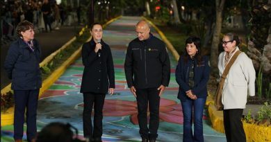 Azucena Cisneros y Claudia Sheinbaum acuerdan impulsar obras de agua y drenaje en Ecatepec; enfrentarán el huachicoleo / @azucenacisneros @Ecatepec