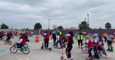El comisario Rufino Jiménez lleva la cultura vial a las aulas y fortalece la conciencia preventiva en Tecámac / @rosiwongromero